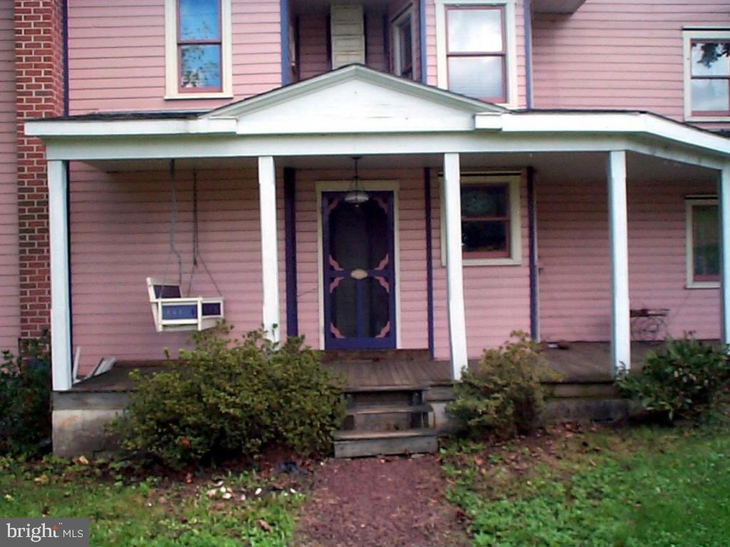 150 Creamery Road Reinholds, PA 17569 - Photo 5 of 32