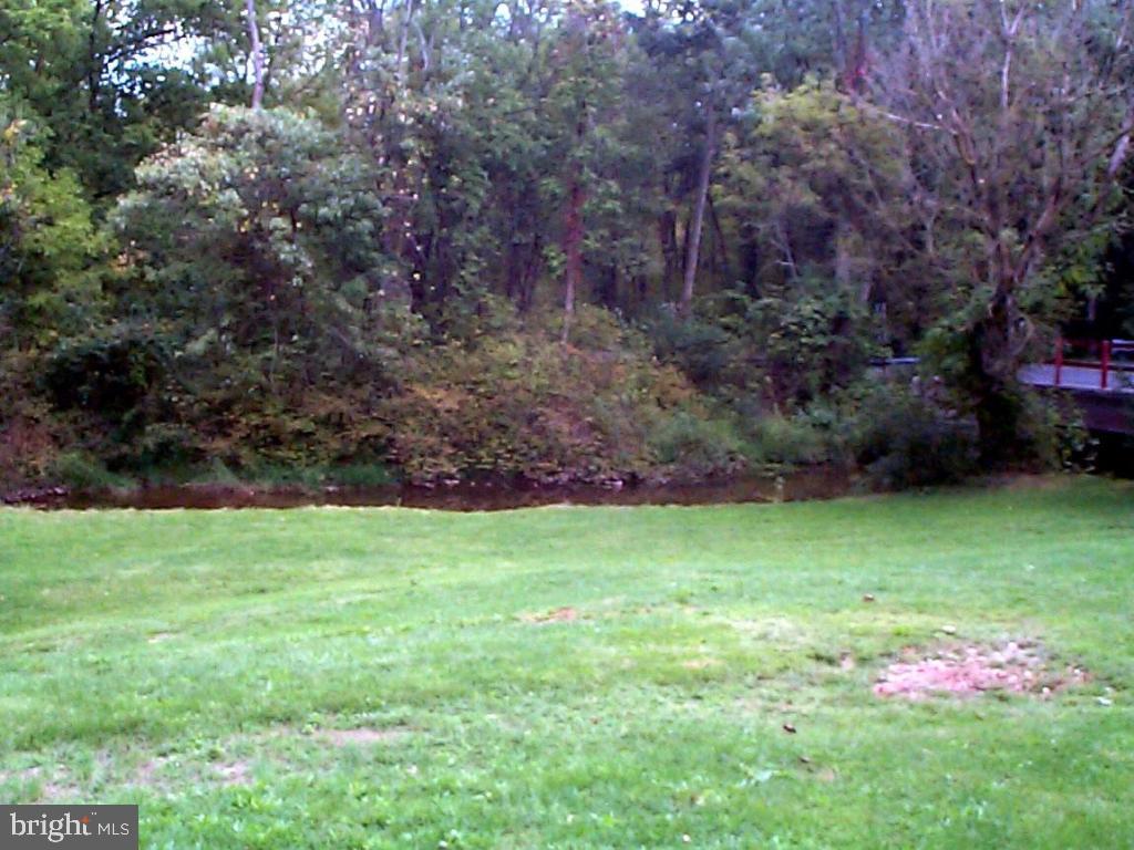 150 Creamery Road Reinholds, PA 17569 - Photo 8 of 32