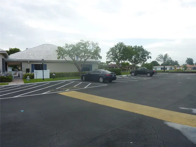 $1,650 | 180 Cypress Club Drive, Unit 834, Pompano Beach, FL 33060