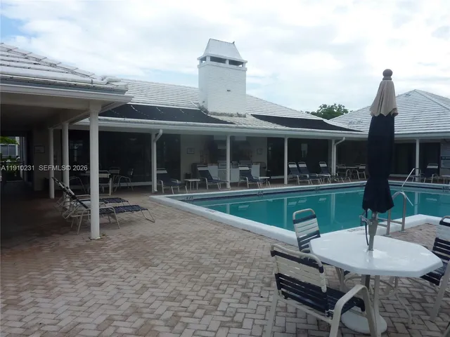 $1,650 | 180 Cypress Club Drive, Unit 834, Pompano Beach, FL 33060