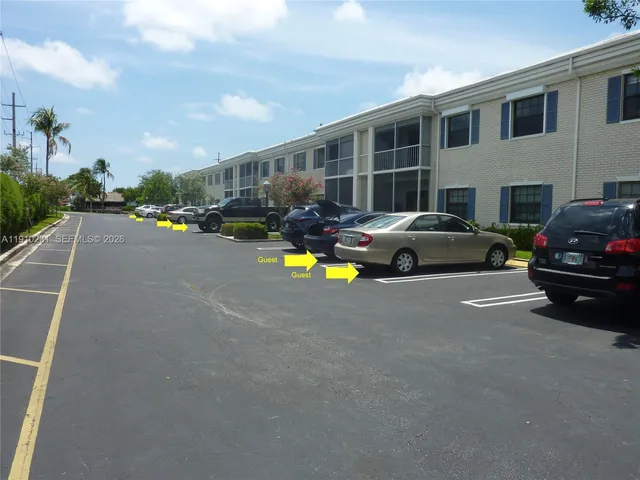 $1,650 | 180 Cypress Club Drive, Unit 834, Pompano Beach, FL 33060