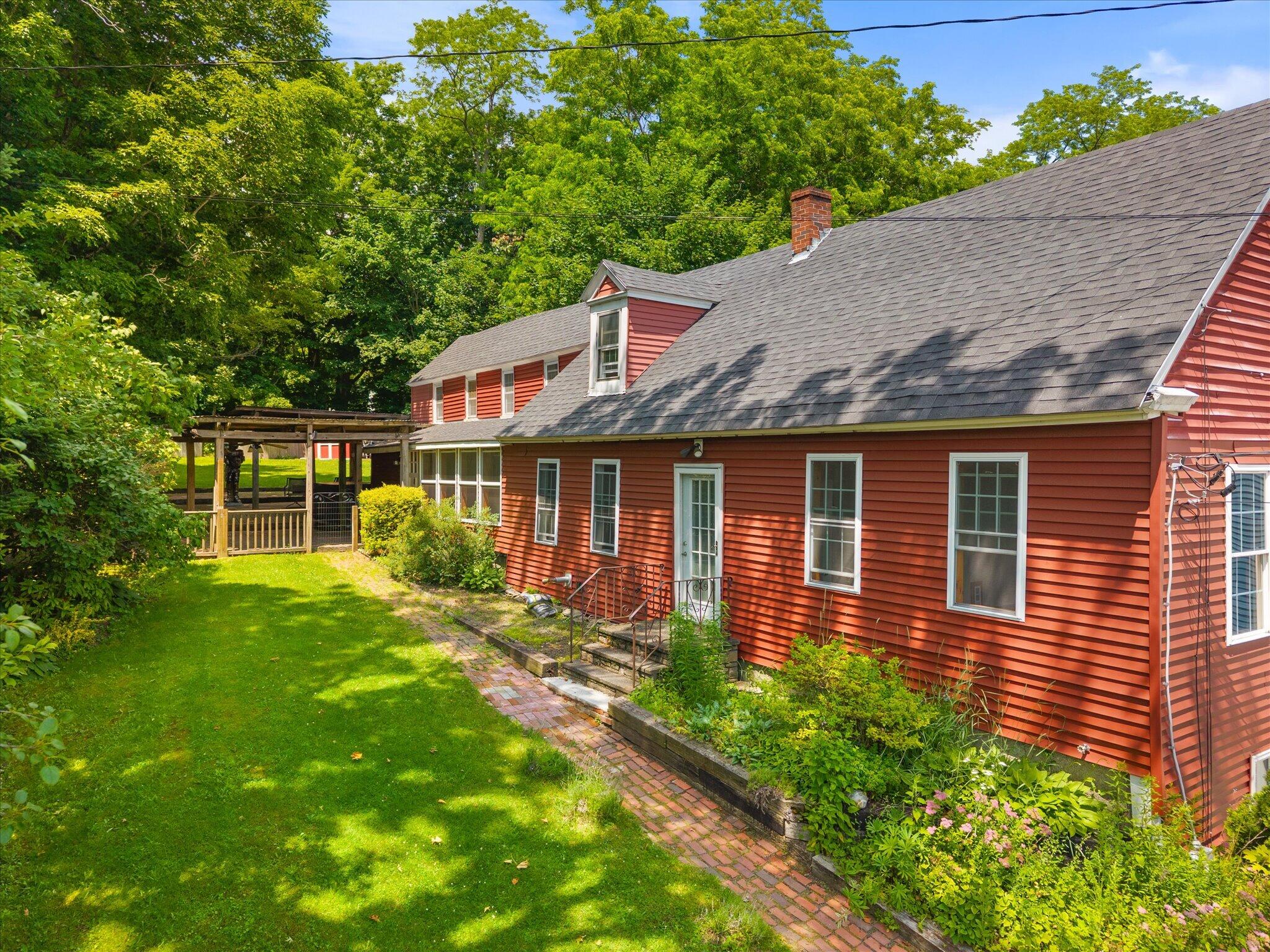 137 Main Street Winterport, ME 04496 - Photo 2 of 57 137 Main St