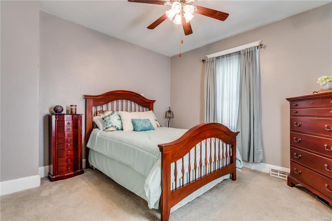 517 South Rapp Avenue Columbia, IL 62236 - Photo 16 of 36 Gallery Image 16