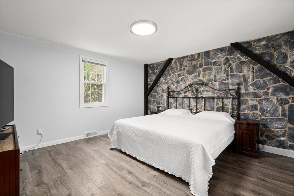 121 Stafford Road Holland, MA 01521 - Photo 13 of 32