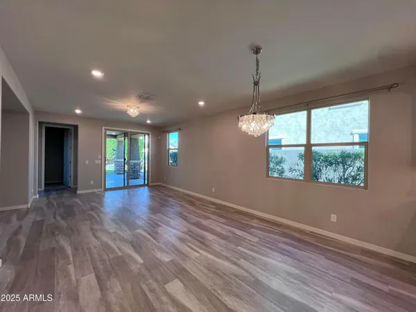 $2,550 | 9722 East Tungsten Drive, Mesa, AZ 85212