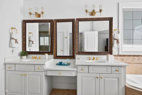 $1,250,000 | 4511 Greenbreeze Lane, Fuquay-Varina, NC 27526