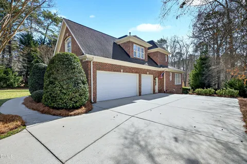 $1,250,000 | 4511 Greenbreeze Lane, Fuquay-Varina, NC 27526