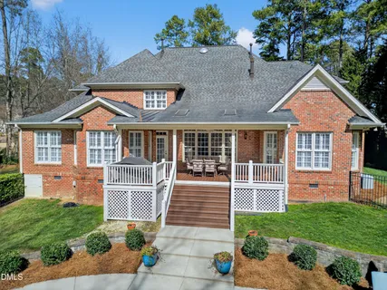 $1,250,000 | 4511 Greenbreeze Lane, Fuquay-Varina, NC 27526