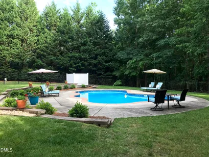 $1,250,000 | 4511 Greenbreeze Lane, Fuquay-Varina, NC 27526