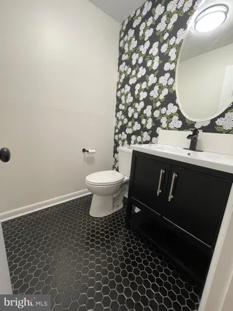 $2,000 | 136 Scott Street, Front Royal, VA 22630