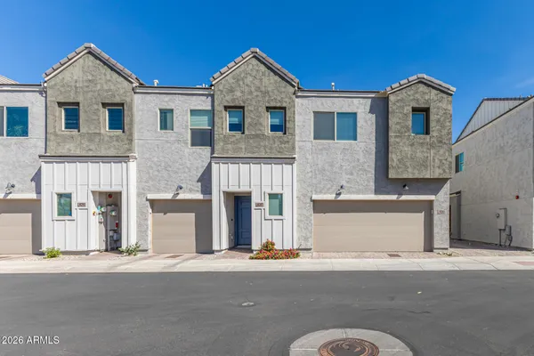 $325,000 | 8287 North 22nd Drive, Phoenix, AZ 85021