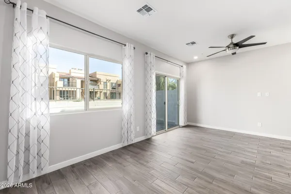 $325,000 | 8287 North 22nd Drive, Phoenix, AZ 85021
