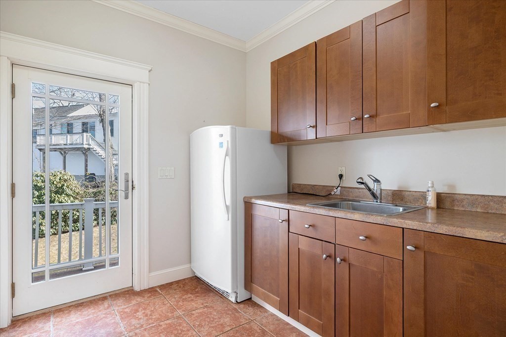 25 Marsh Road Sutton, MA 01590 - Photo 16 of 42 Gallery Image 16