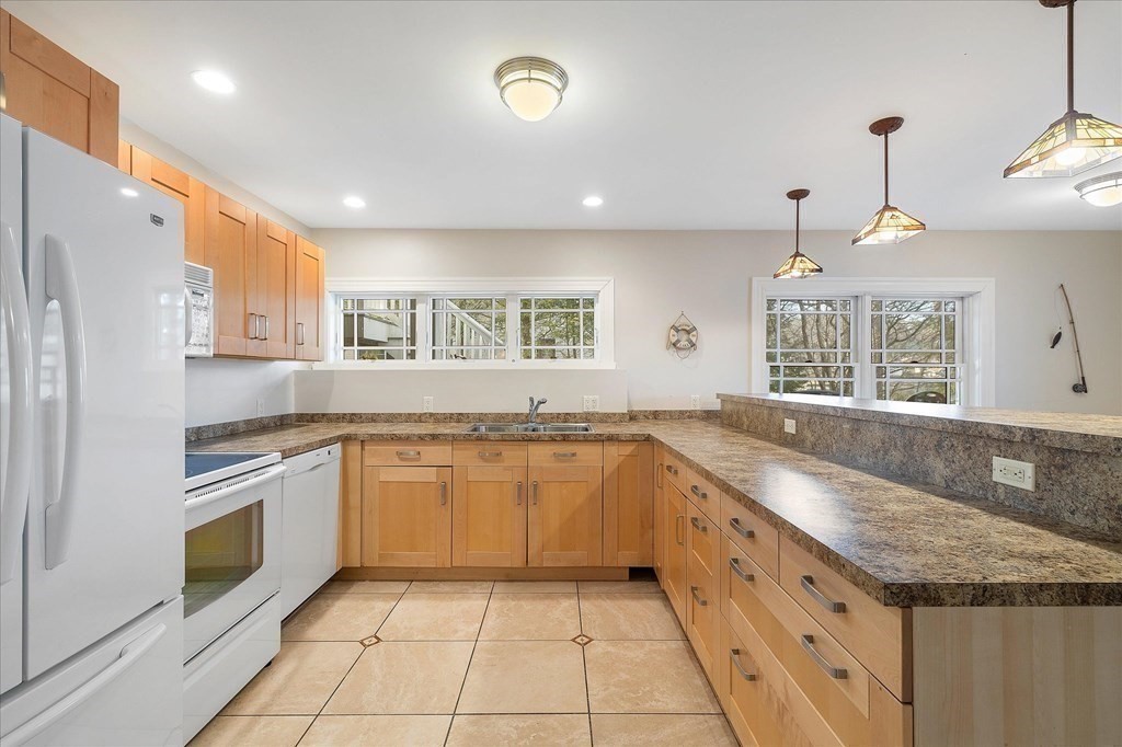 25 Marsh Road Sutton, MA 01590 - Photo 30 of 42 Gallery Image 30