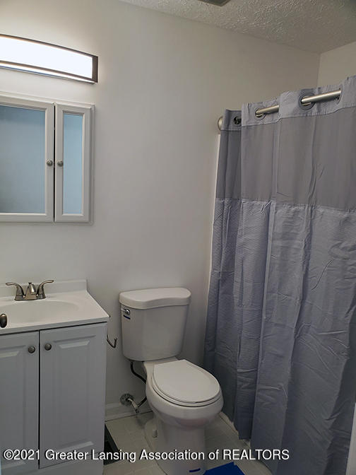 5594 Marsh Road Haslett, MI 48840 - Photo 7 of 24 20210506_164958