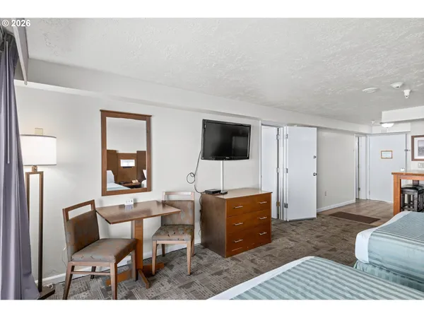 $307,900 | 88416 1st Avenue, Unit 322, Florence, OR 97439