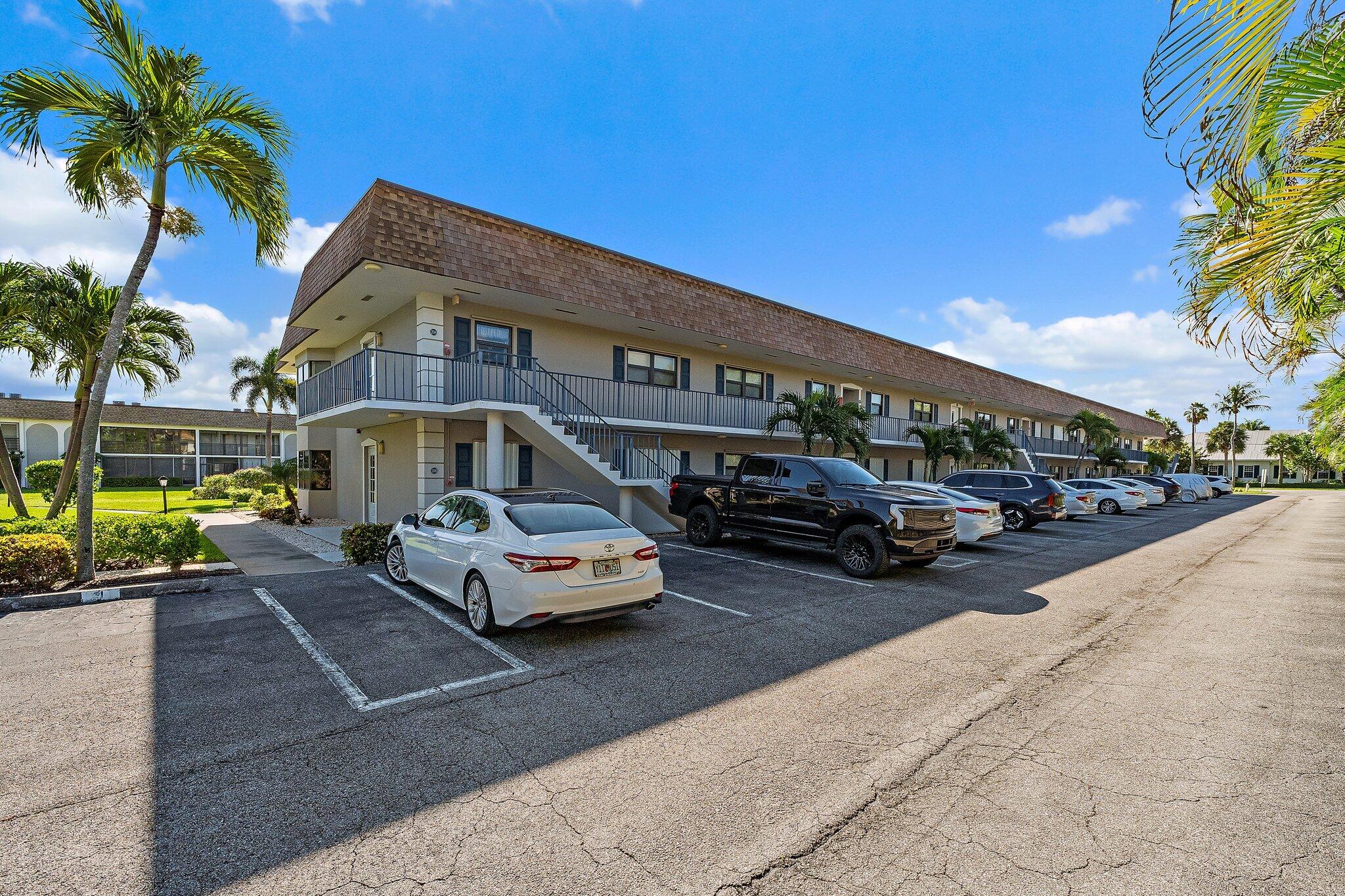 755 Saturn Street, Unit H 206 Jupiter, FL 33477 - Photo 17 of 60 003-755SaturnStreet-h206-Jupiter-FL-3347