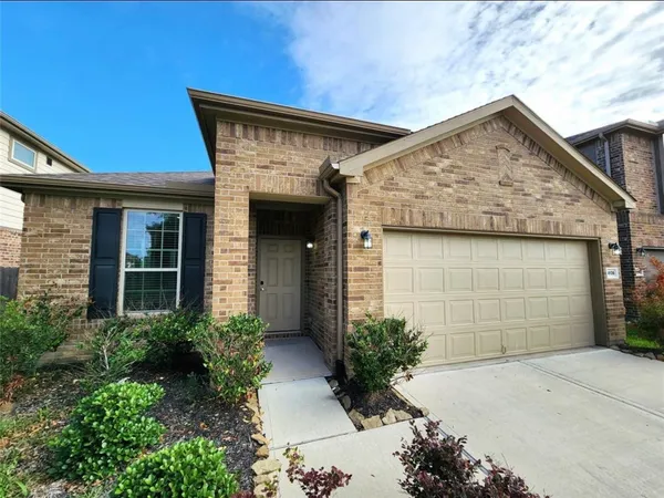 $2,200 | 24106 Silver Sunset Lane, Katy, TX 77493
