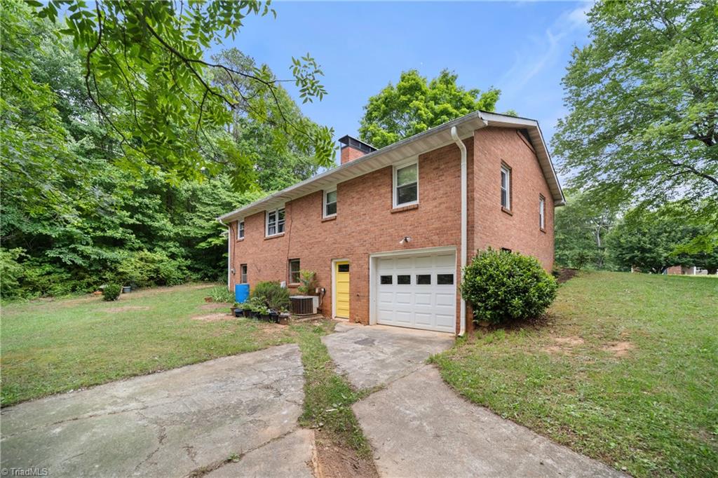 2136 Shacktown Road Yadkinville, NC 27055 - Photo 29 of 49