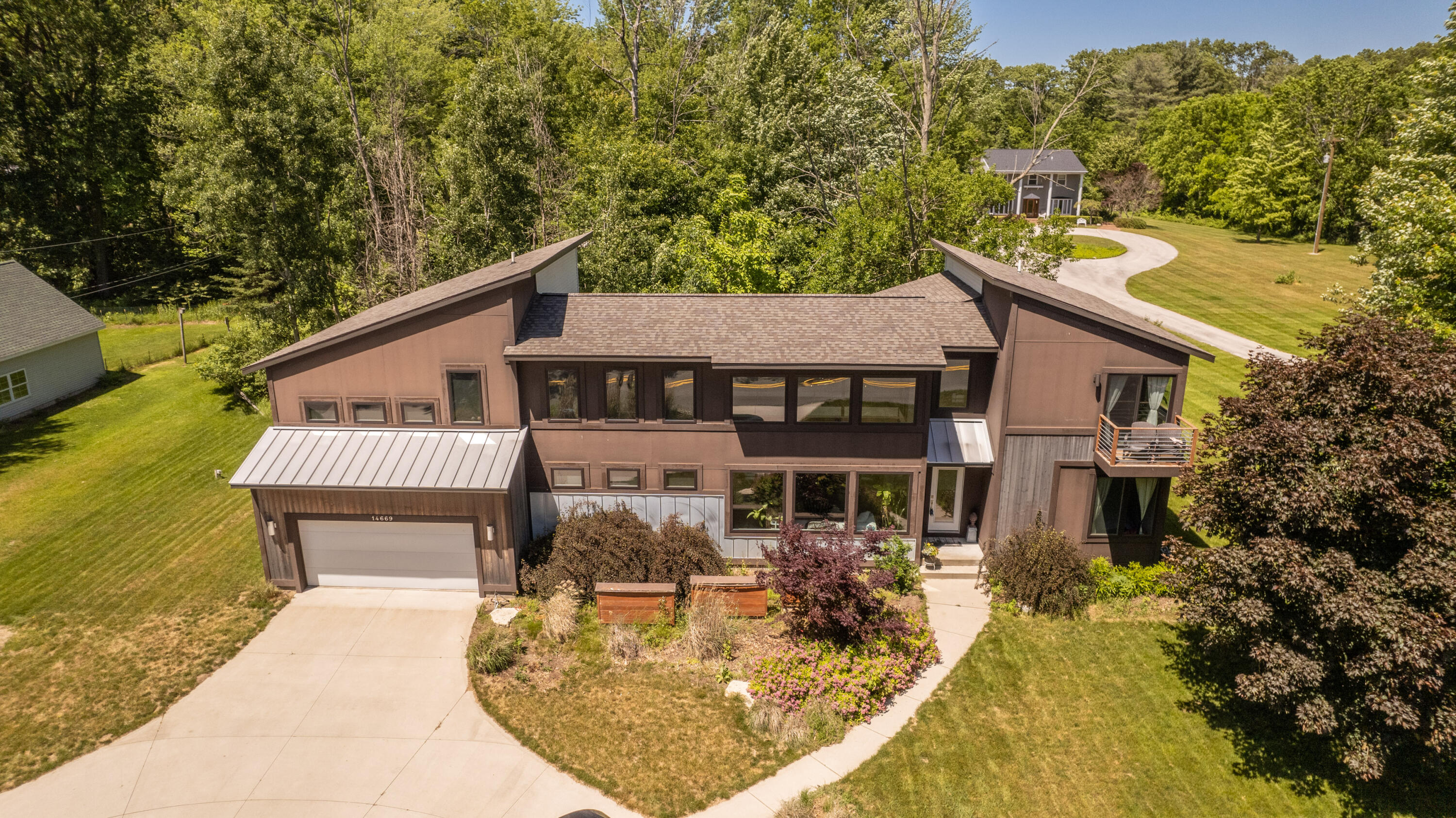 14669 Boom Road Spring Lake, MI 49456 - Photo 1 of 39 Boom Road Exterior0001