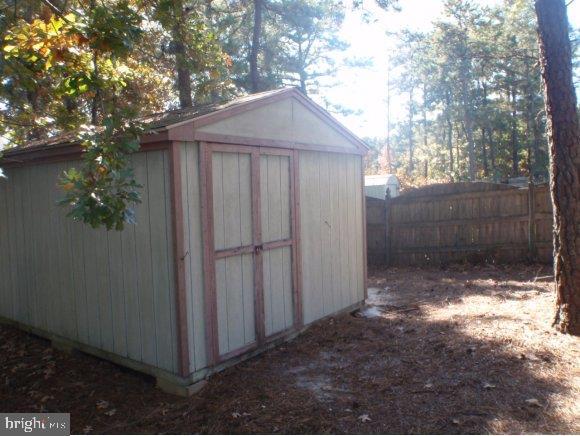 397 Yeoman Road Manahawkin, NJ 08050 - Photo 17 of 24 Gallery Image 17