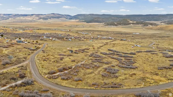 $251,500 | 349 West Mountain View Road, Unit 349, Fairview, UT 84629