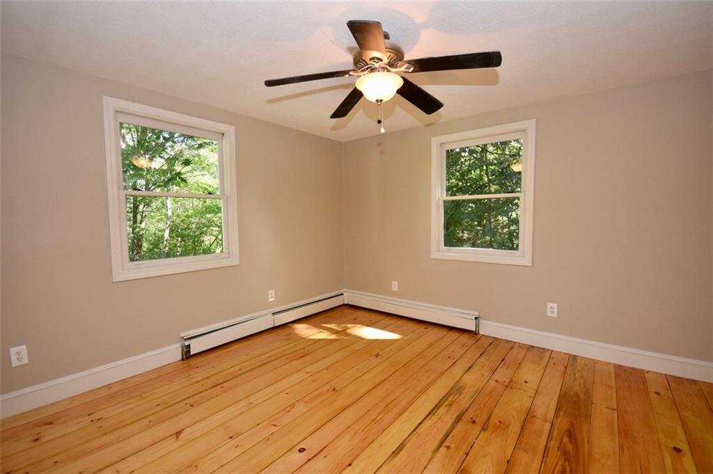 38 Skillin Road Cumberland, ME 04021 - Photo 14 of 17 Rear bedroom.