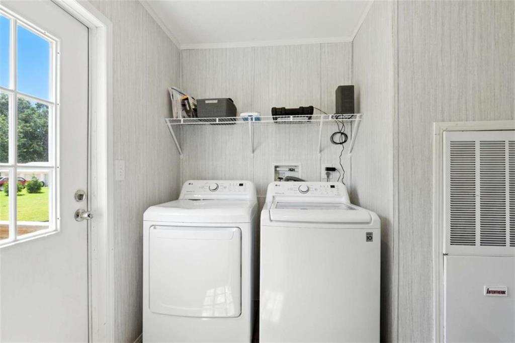 120 Beck Road Mount Airy, GA 30563 - Photo 28 of 30 a utility room with dryer and washer
