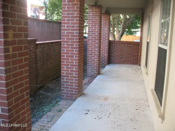 $1,165 | 907 Morningside Street, Unit B1, Jackson, MS 39202