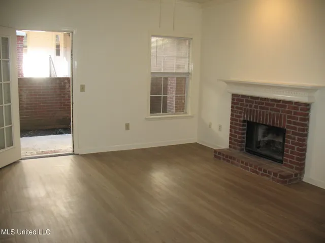 $1,165 | 907 Morningside Street, Unit B1, Jackson, MS 39202
