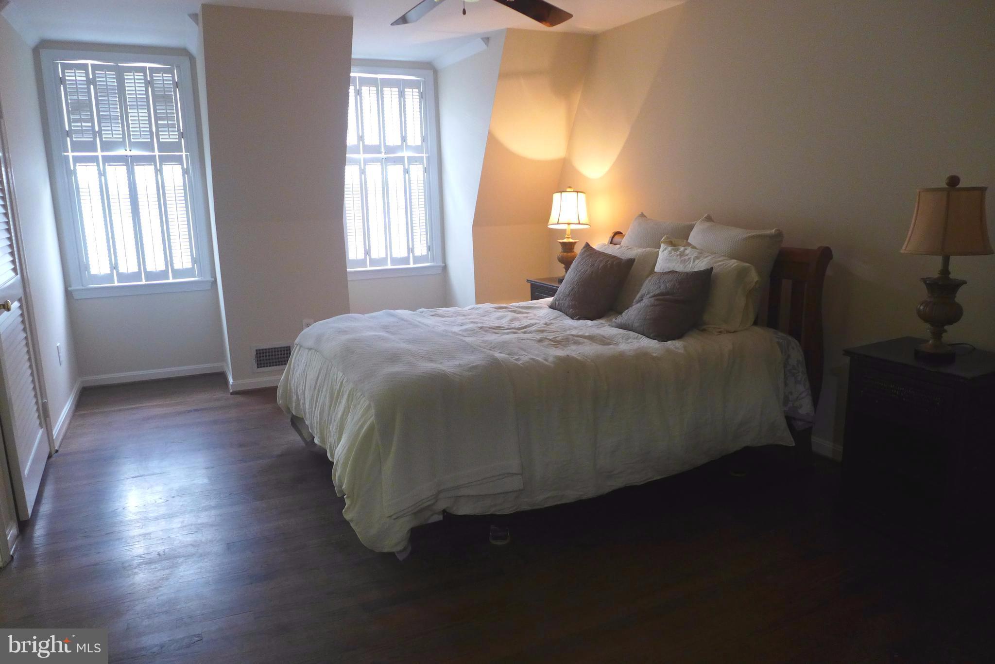 1115 Randolph Road McLean, VA 22101 - Photo 14 of 19 Bedroom (Master)