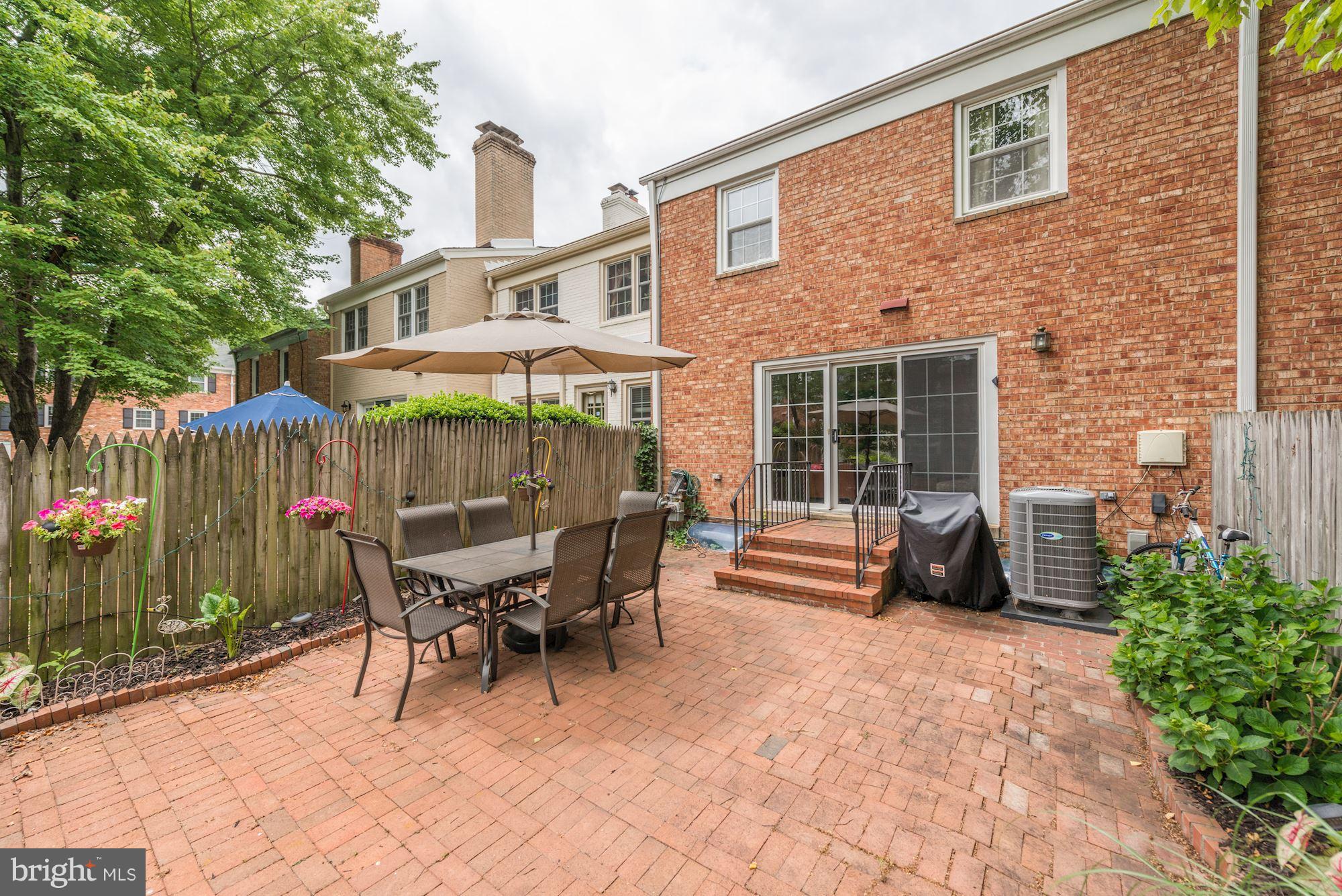 1115 Randolph Road McLean, VA 22101 - Photo 18 of 19 Exterior (Rear)
