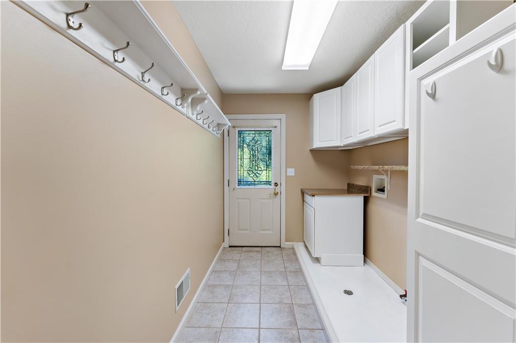 358 West Jefferson Road Butler, PA 16002 - Photo 21 of 50