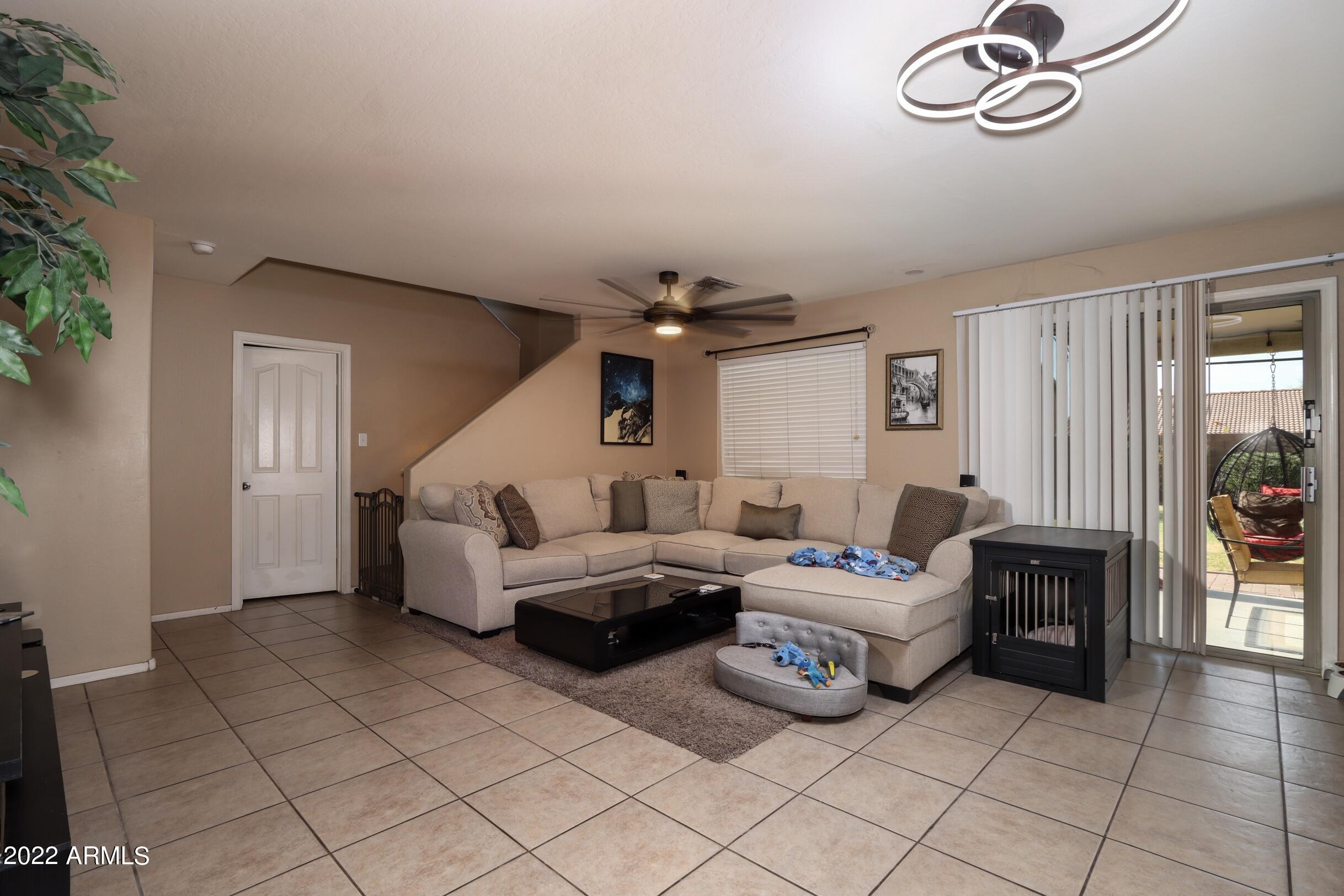 44992 Miramar Road Maricopa, AZ 85139 - Photo 9 of 26 11 1