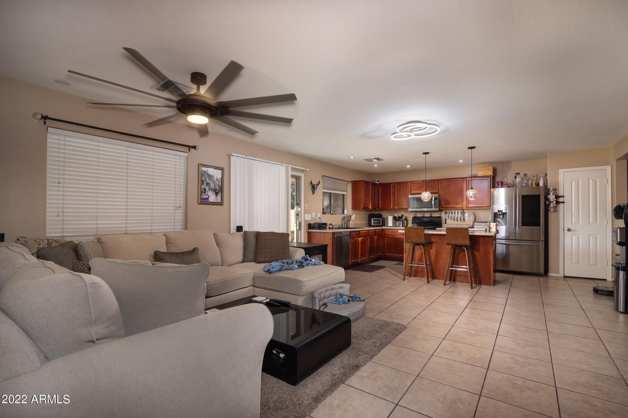 44992 Miramar Road Maricopa, AZ 85139 - Photo 10 of 26 12 1