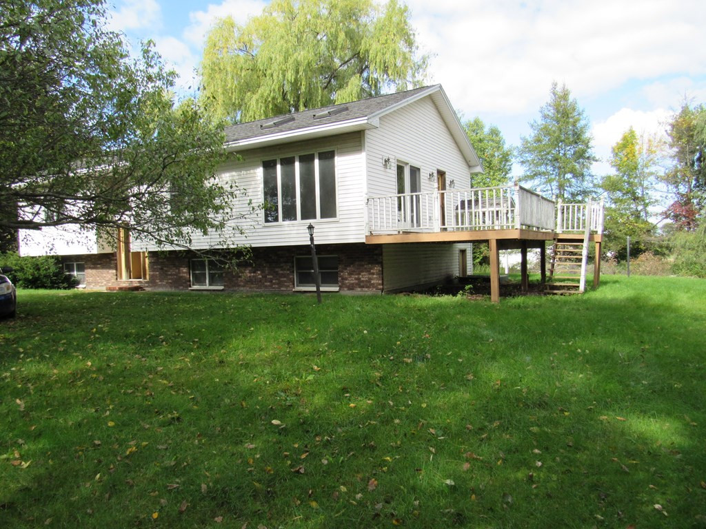 112 Lyons Road Plattsburgh, NY 12901 - Photo 6 of 49 Gallery Image 6