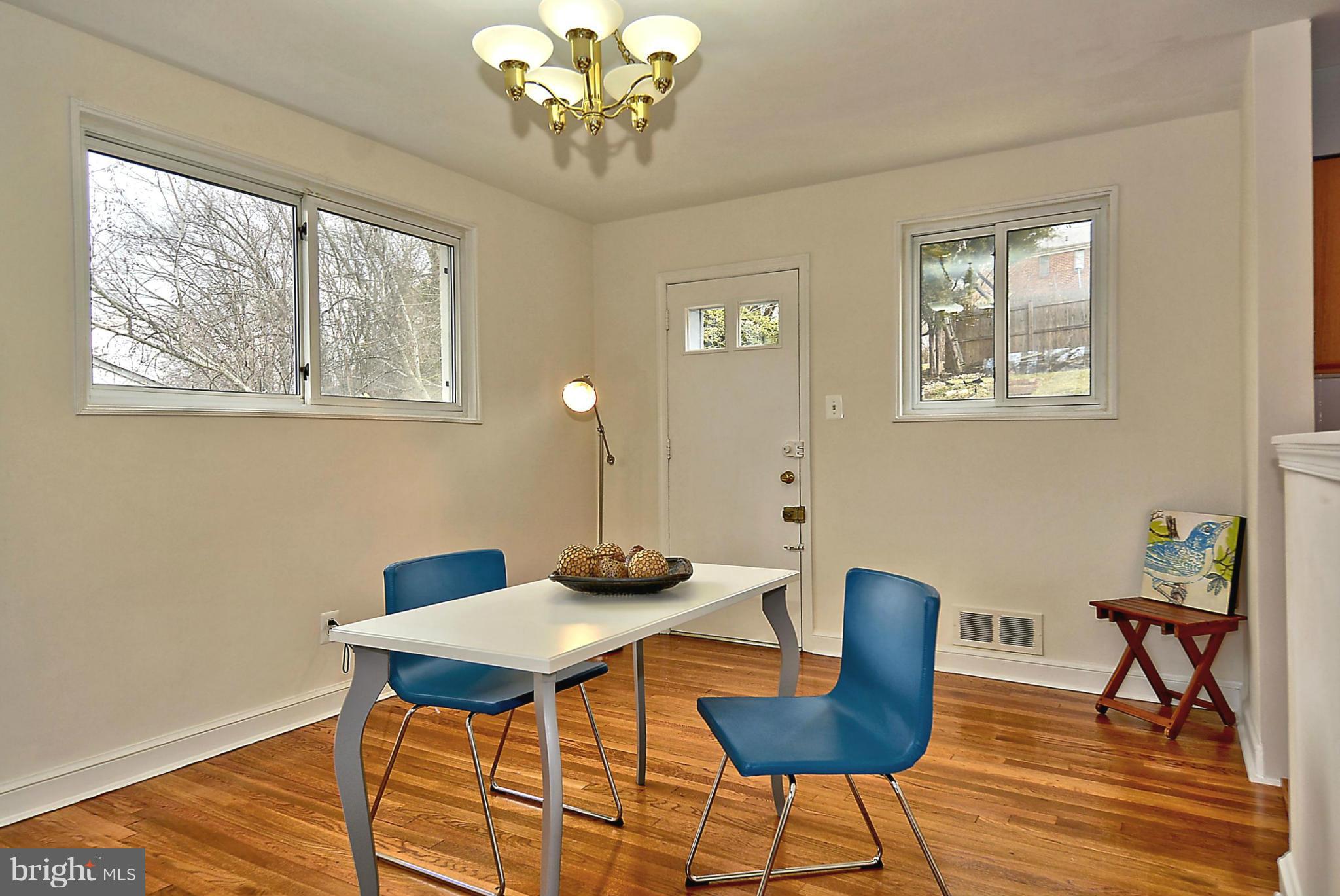 2821 Spencer Road Chevy Chase, MD 20815 - Photo 7 of 28 Bright Dining Room