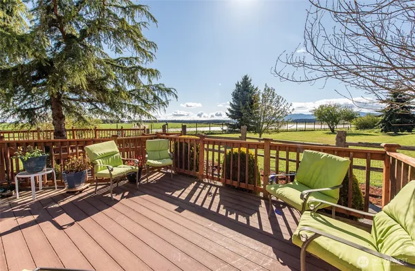 $1,395,000 | 203 Delta Way, Sequim, WA 98382