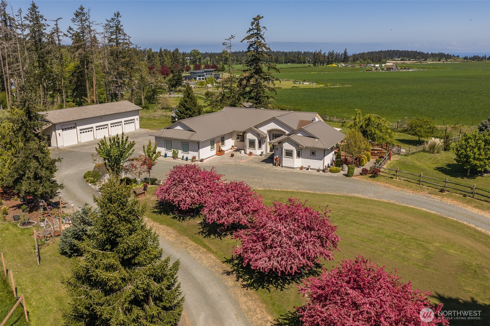 203 Delta Way Sequim, WA 98382 - Photo 4 of 39