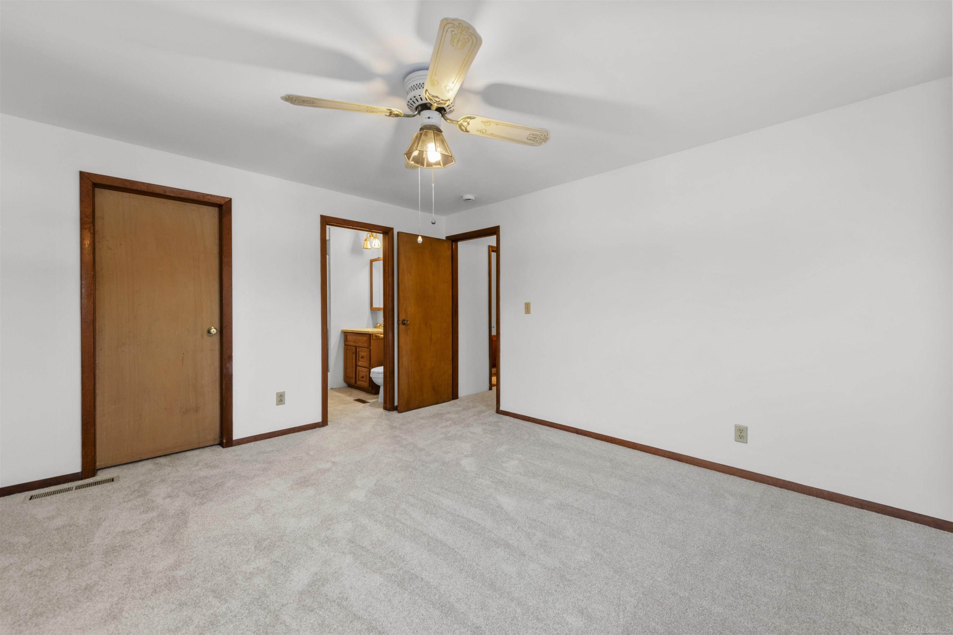 69455 Hicks Road Armada, MI 48005 - Photo 15 of 48