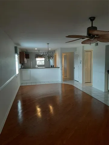 a view of utility room