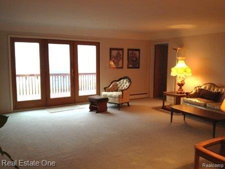 9112 Sashabaw Road Clarkston, MI 48348 - Photo 9 of 25 Huge Great Room.JPG