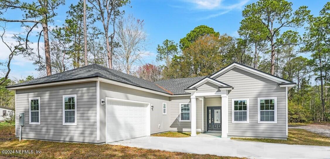 4195 Cedar Point Road Jacksonville, FL 32226 - Photo 1 of 35 frontgrass3