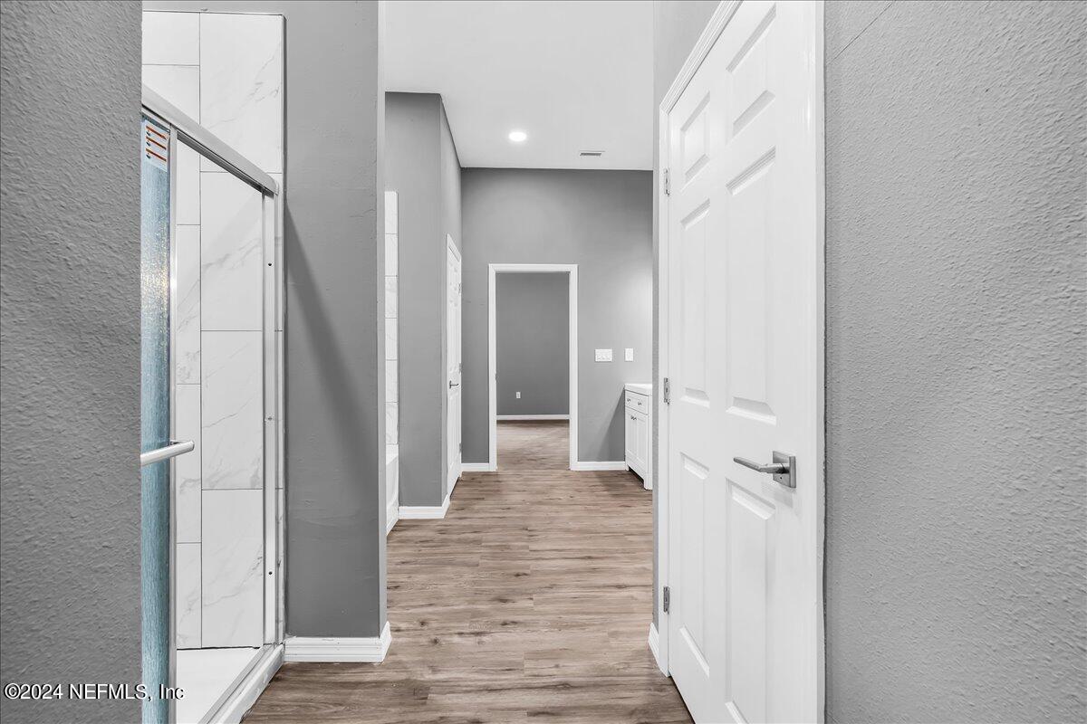 4195 Cedar Point Road Jacksonville, FL 32226 - Photo 23 of 35 PRIMARY BATH