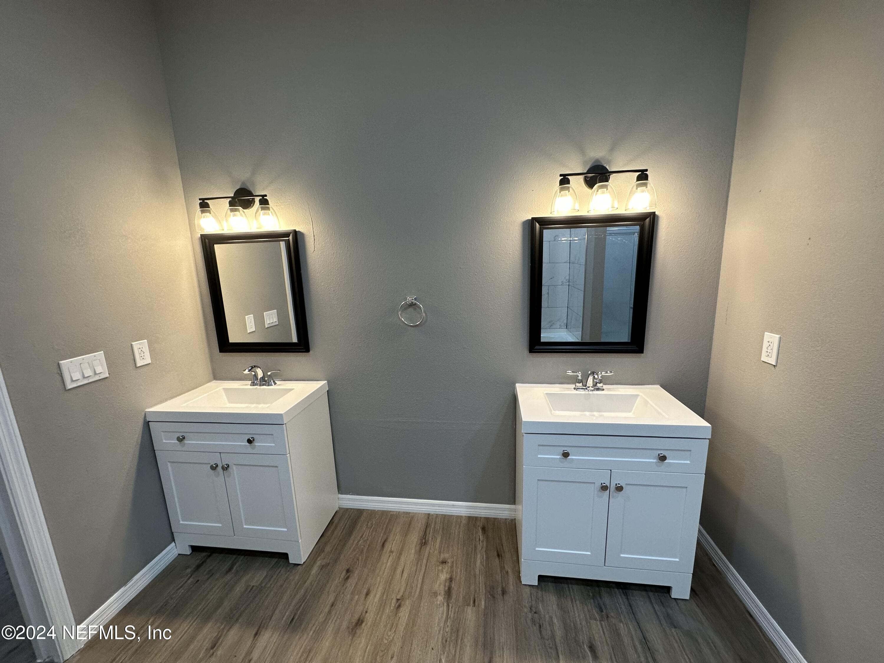 4195 Cedar Point Road Jacksonville, FL 32226 - Photo 24 of 35 PRIMARY BATH
