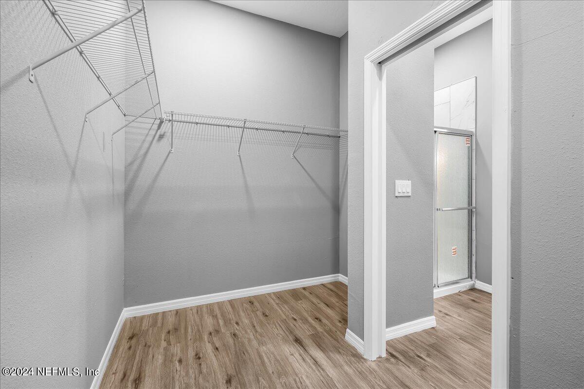 4195 Cedar Point Road Jacksonville, FL 32226 - Photo 28 of 35 PRIMARY CLOSET