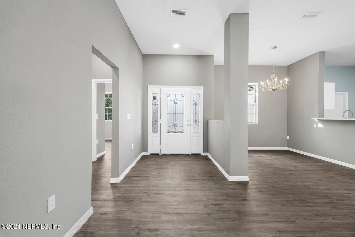 4195 Cedar Point Road Jacksonville, FL 32226 - Photo 5 of 35 ENTRY WAY