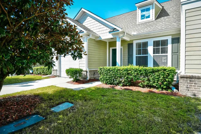 $379,000 | 6172 Catalina Drive, Unit 214, North Myrtle Beach, SC 29582