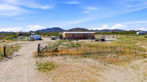 $90,000 | 67414 Elm Way, Salome, AZ 85348