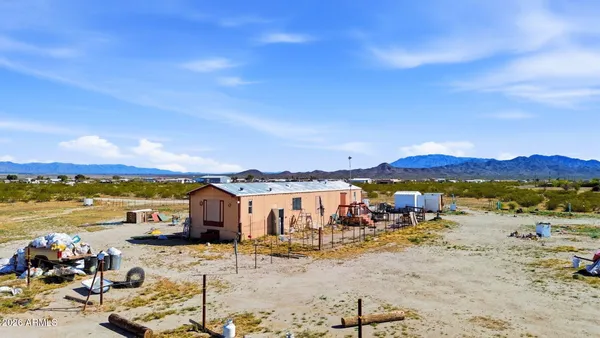 $90,000 | 67414 Elm Way, Salome, AZ 85348